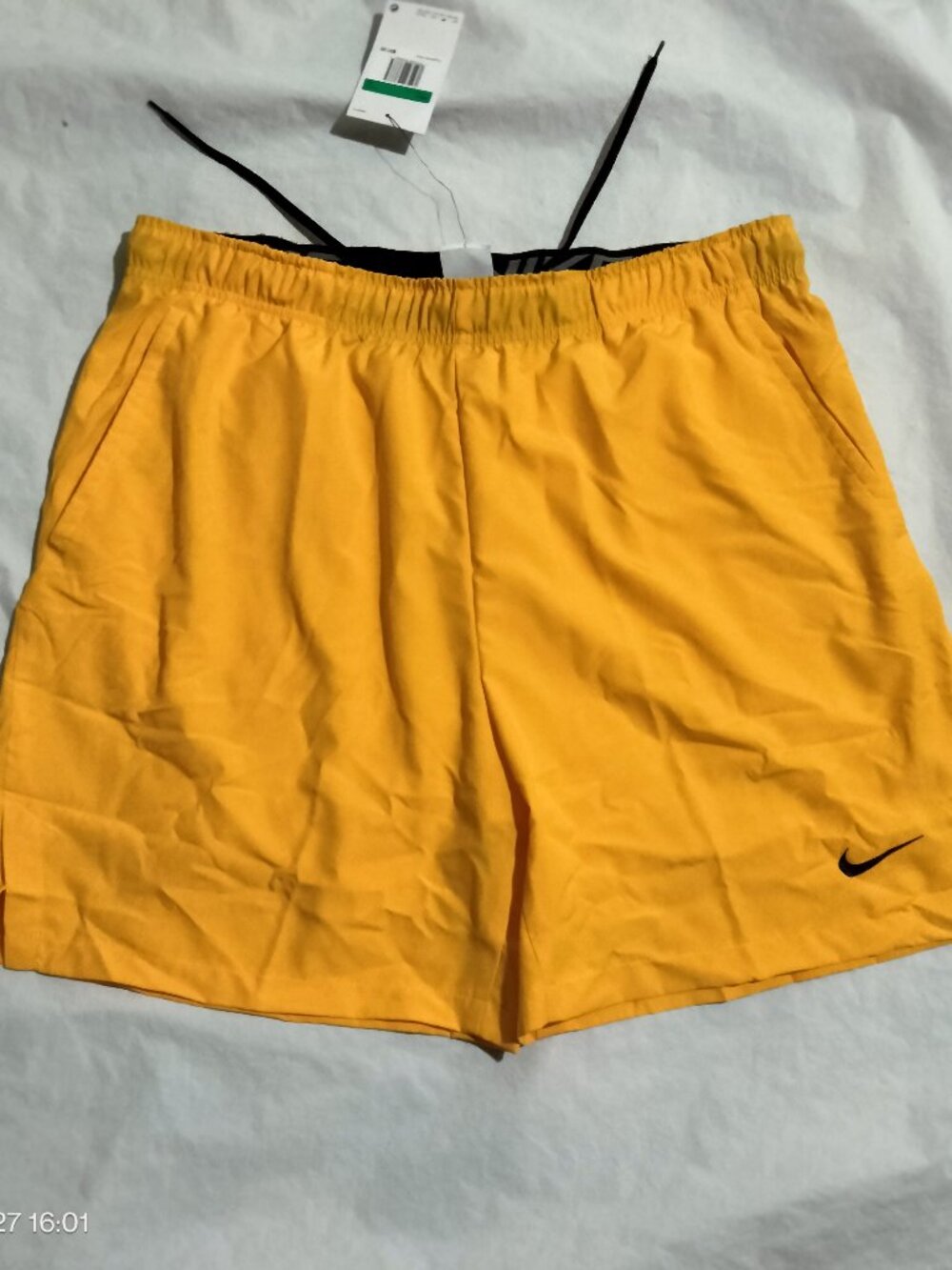 Nike Pro Training Shorts Mens XL Yellow Mustard Athletic Gym Pockets FD1885-716